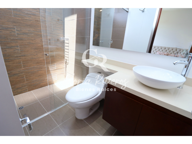 Casa de 3 alcobas en venta en Pueblo Viejo, Cota, 219 m² · foto 20 de 24