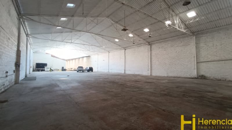Bodega en arriendo en Las Vegas, Envigado, 1600 m² · foto 4 de 16
