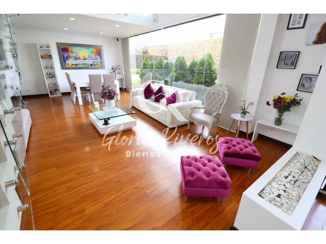 Casa de 3 alcobas en arriendo en Pueblo Viejo, Cota, 197 m² · foto 3 de 24