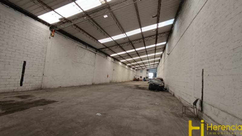 Bodega en arriendo en Las Vegas, Envigado, 1600 m² · foto 11 de 16