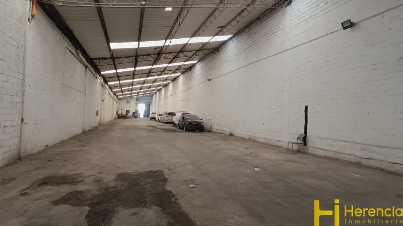 Bodega en arriendo en Las Vegas, Envigado, 1600 m² · foto 12 de 16