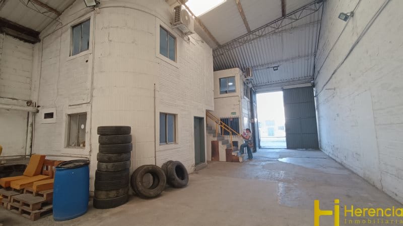 Bodega en arriendo en Las Vegas, Envigado, 1600 m² · foto 14 de 16
