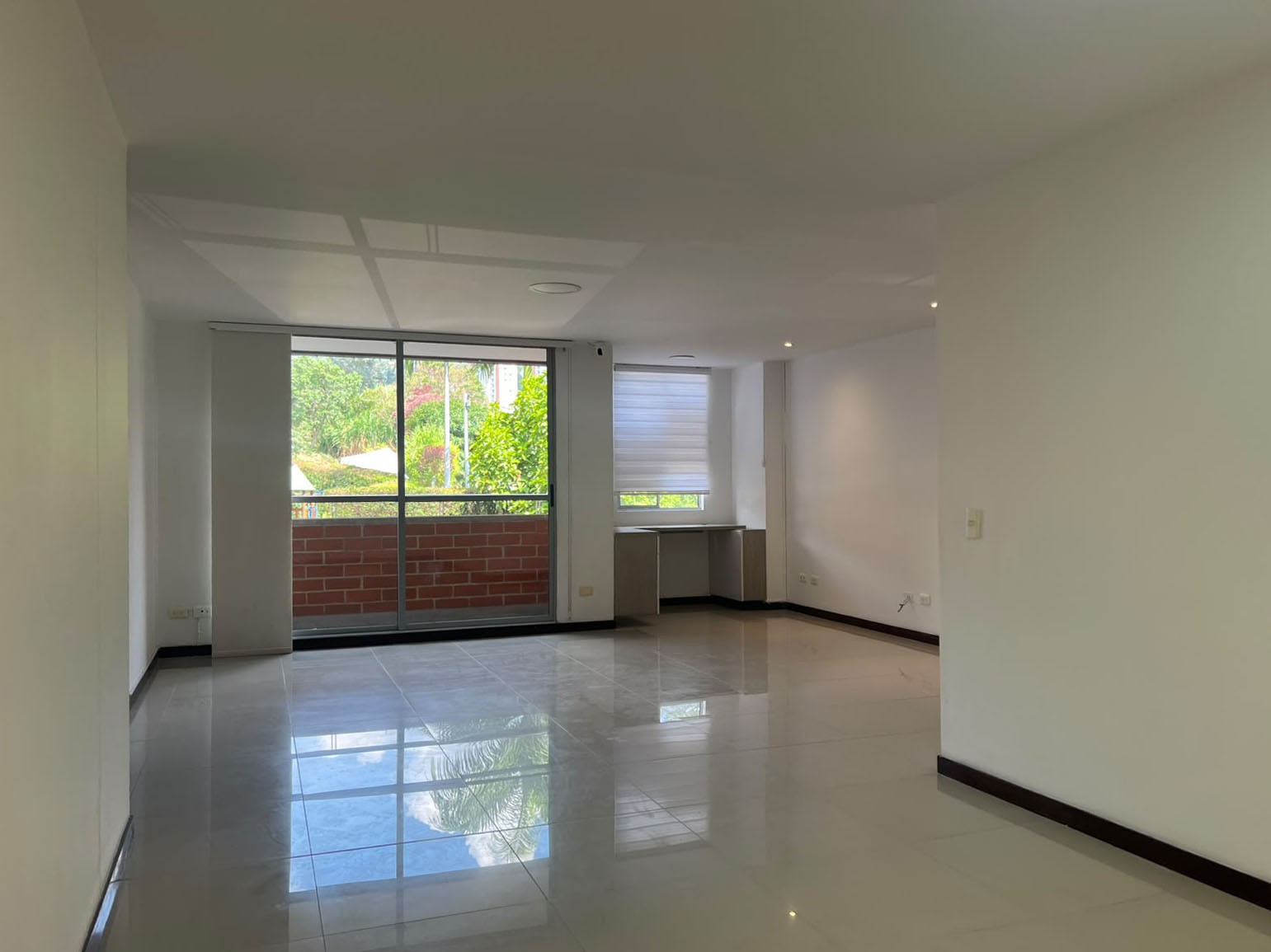 Apartamento en arriendo en Uribe Angel, Envigado · foto 2 de 19
