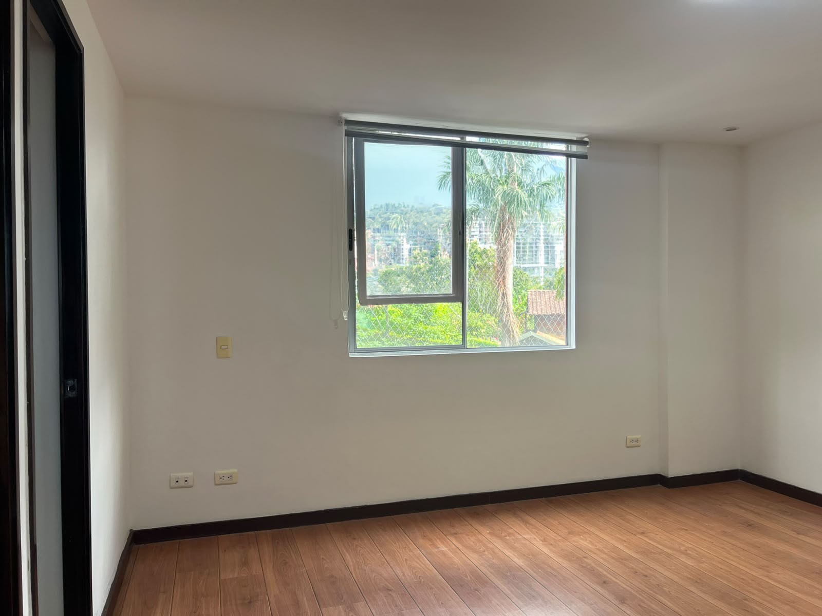 Apartamento en arriendo en Uribe Angel, Envigado · foto 16 de 19
