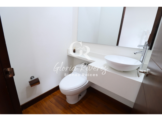 Casa de 3 alcobas en arriendo en Pueblo Viejo, Cota, 197 m² · foto 22 de 24