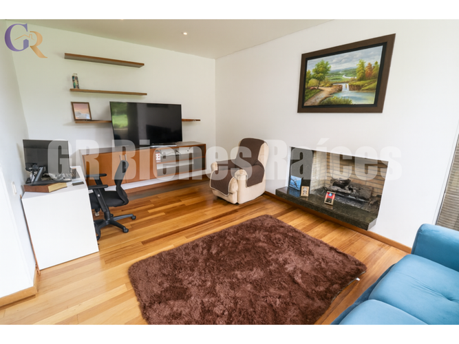 Casa de 4 alcobas en venta en Pueblo Viejo, Cota, 286 m² · foto 9 de 24