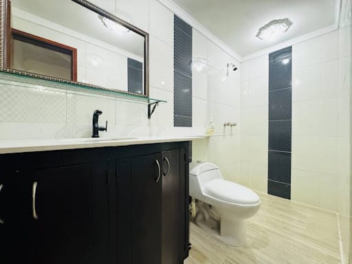 Apartamento en venta en Laureles, Medellín · foto 8 de 20