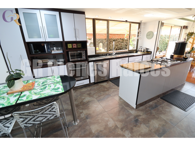 Casa de 4 alcobas en venta en Cota, 250 m² · foto 11 de 24