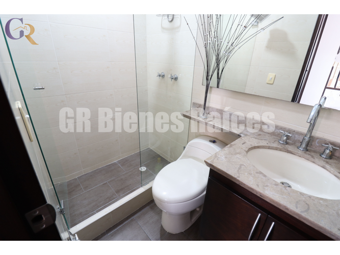 Casa de 4 alcobas en venta en Cota, 250 m² · foto 20 de 24