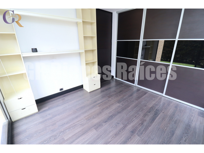 Casa de 3 alcobas en venta en Pueblo Viejo, Cota, 207 m² · foto 12 de 24