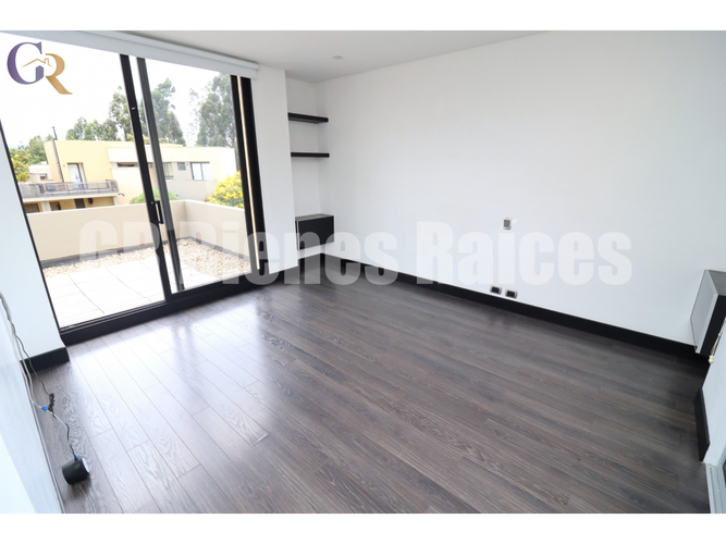 Casa de 3 alcobas en venta en Pueblo Viejo, Cota, 207 m² · foto 24 de 24