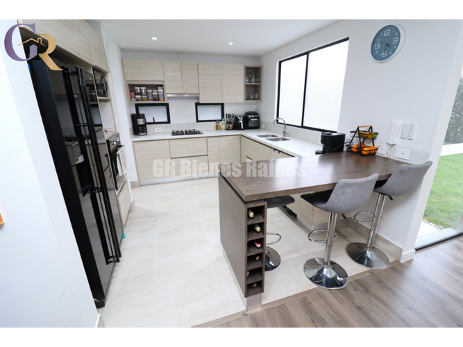 Casa de 3 alcobas en venta en Rozo, Cota, 200 m² · foto 7 de 24
