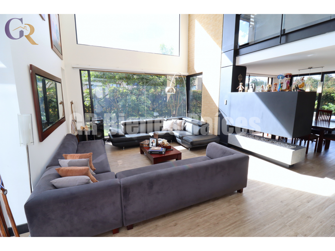 Casa de 4 alcobas en venta en Pueblo Viejo, Cota, 244 m² · foto 3 de 24