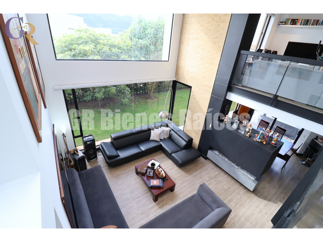 Casa de 4 alcobas en venta en Pueblo Viejo, Cota, 244 m² · foto 8 de 24