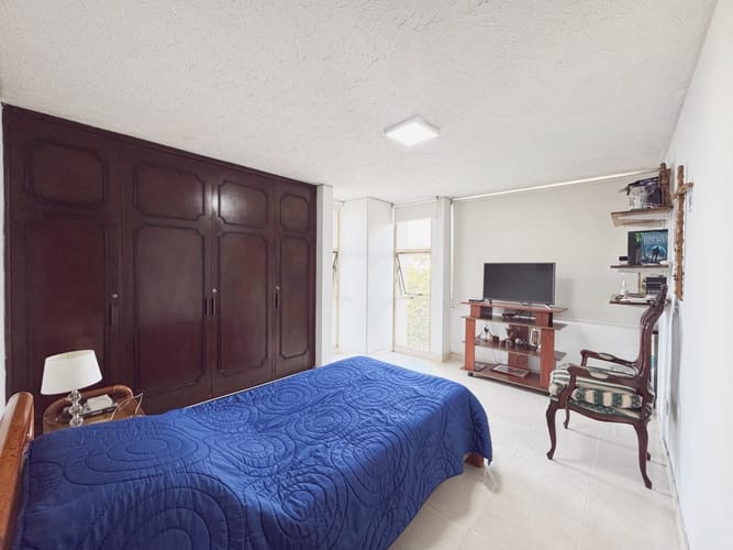 Apartamento en venta en Centenario, Cali · foto 8 de 10