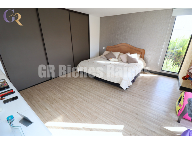 Casa de 4 alcobas en venta en Pueblo Viejo, Cota, 244 m² · foto 15 de 24