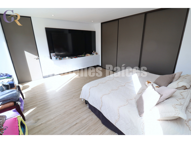 Casa de 4 alcobas en venta en Pueblo Viejo, Cota, 244 m² · foto 17 de 24
