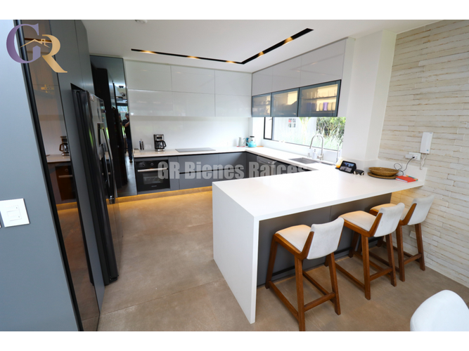 Casa de 3 alcobas en venta en Pueblo Viejo, Cota, 197 m² · foto 14 de 24