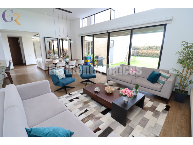 Casa de 4 alcobas en venta en Rozo, Cota, 263 m² · foto 7 de 24