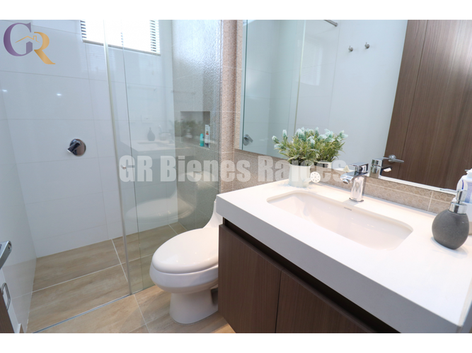 Casa de 4 alcobas en venta en Rozo, Cota, 263 m² · foto 15 de 24