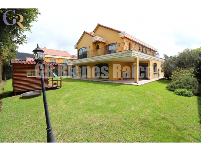 $1.650.000.000 en Pueblo Viejo