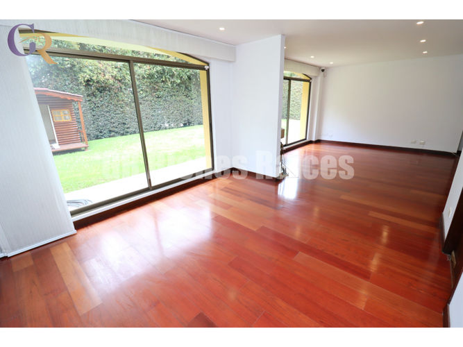 Casa de 4 alcobas en venta en Pueblo Viejo, Cota, 450 m² · foto 3 de 24