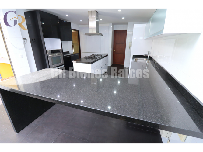 Casa de 4 alcobas en venta en Pueblo Viejo, Cota, 450 m² · foto 8 de 24
