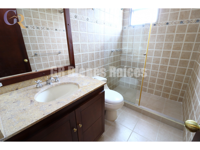 Casa de 4 alcobas en venta en Pueblo Viejo, Cota, 450 m² · foto 23 de 24