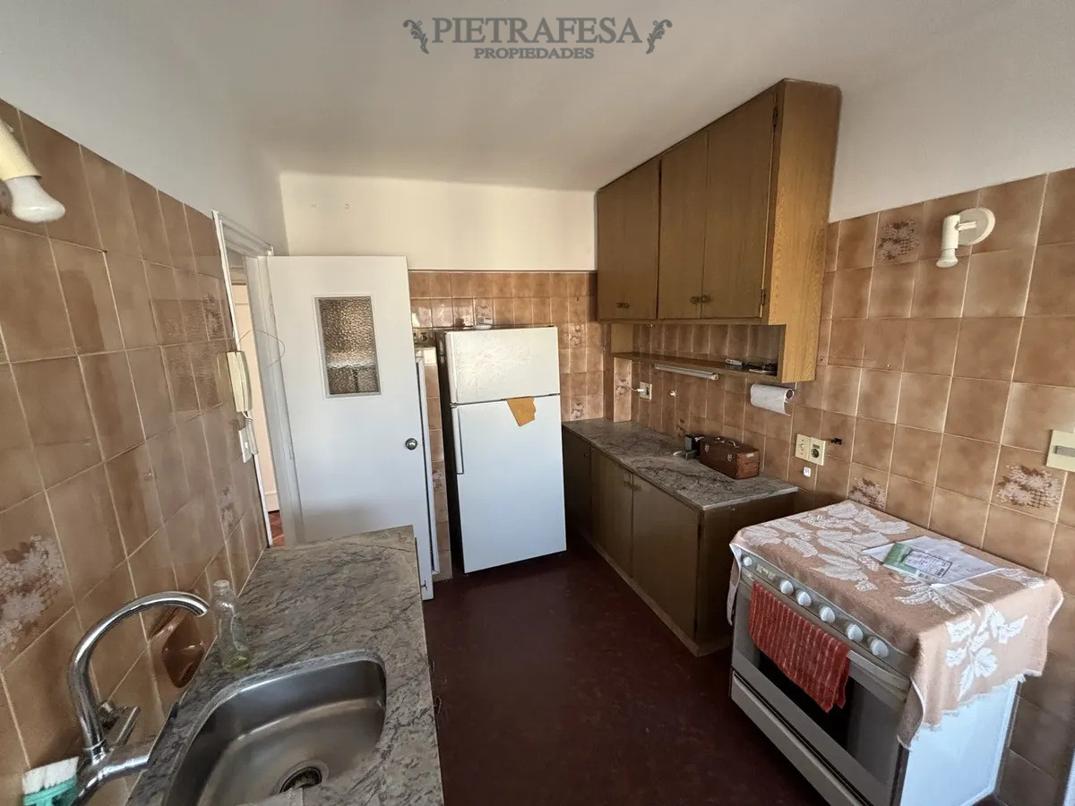 Apartamento en alquiler, 3 dormitorios, 2 años, terraza, garaje. Parque Rodó. · Foto 9