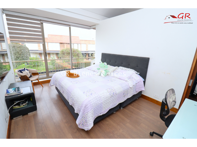 Casa de 4 alcobas en venta en Pueblo Viejo, Bogotá, 182 m² · foto 10 de 24