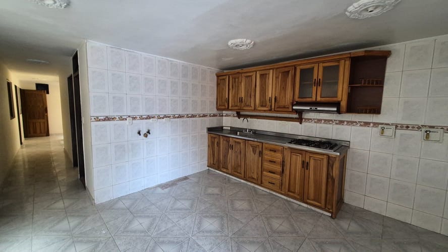 Apartamento de 4 alcobas en arriendo en Urbanizacion Riachuelos Lll, Itagüí, 120 m² · foto 2 de 14