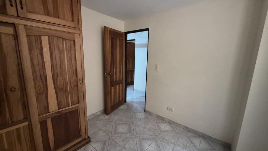 Apartamento de 4 alcobas en arriendo en Urbanizacion Riachuelos Lll, Itagüí, 120 m² · foto 5 de 14