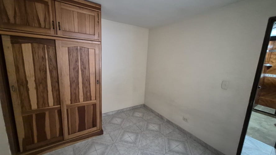 Apartamento de 4 alcobas en arriendo en Urbanizacion Riachuelos Lll, Itagüí, 120 m² · foto 7 de 14