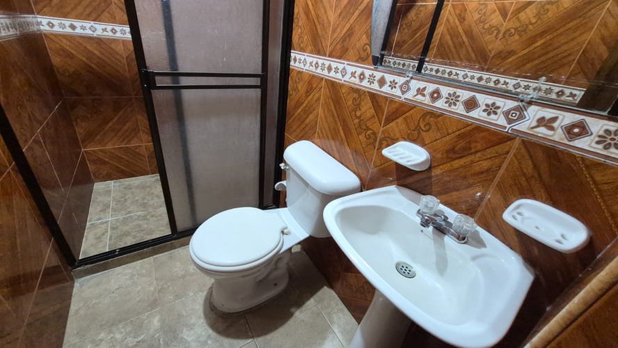 Apartamento de 4 alcobas en arriendo en Urbanizacion Riachuelos Lll, Itagüí, 120 m² · foto 12 de 14