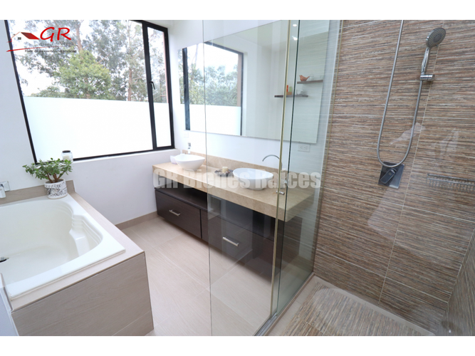 Casa de 4 alcobas en venta en Parcelas, Cota, 400 m² · foto 18 de 24