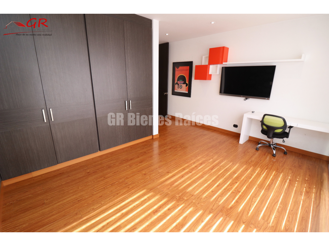 Casa de 4 alcobas en venta en Parcelas, Cota, 400 m² · foto 20 de 24