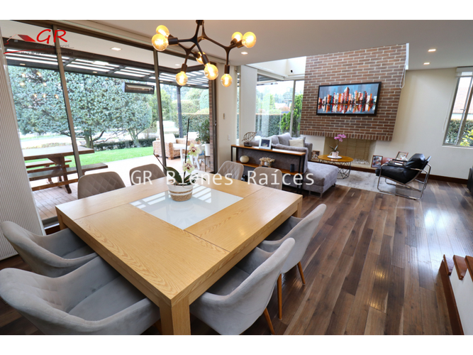 Casa de 3 alcobas en venta en Pueblo Viejo, Cota, 176 m² · foto 3 de 24