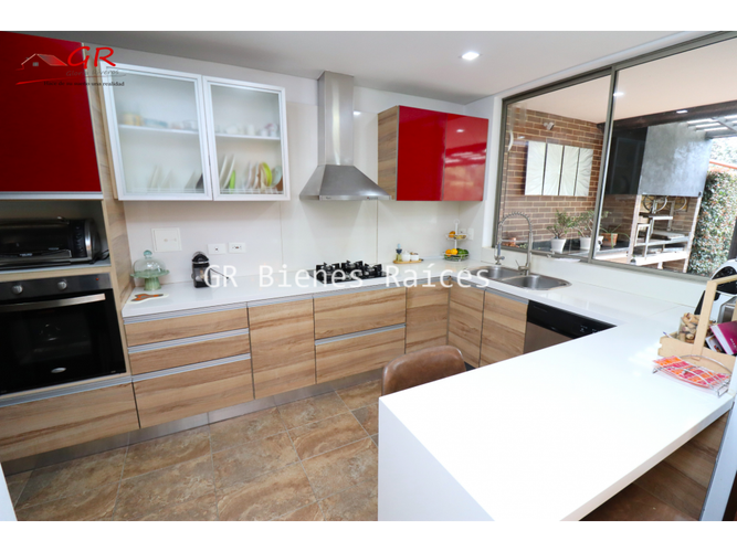 Casa de 3 alcobas en venta en Pueblo Viejo, Cota, 176 m² · foto 8 de 24