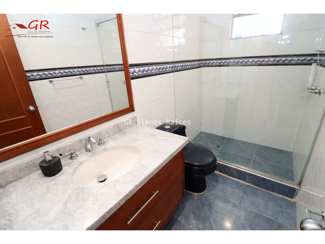 Casa de 6 alcobas en venta en Cartagenita, Mosquera, 336 m² · foto 19 de 24