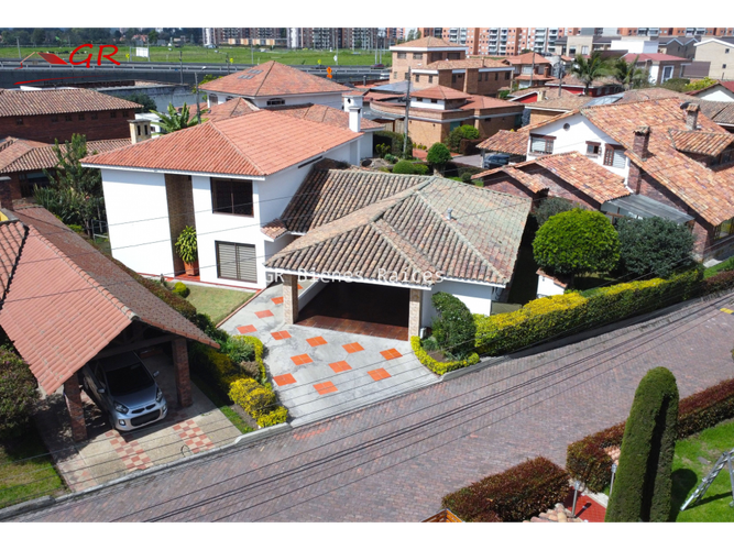 Casa de 6 alcobas en venta en Cartagenita, Mosquera, 336 m² · foto 21 de 24