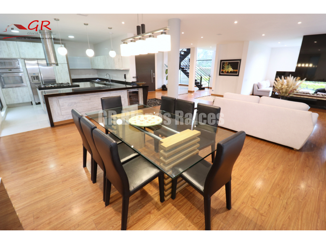 Casa de 4 alcobas en arriendo en Parcelas, Cota, 400 m² · foto 10 de 24