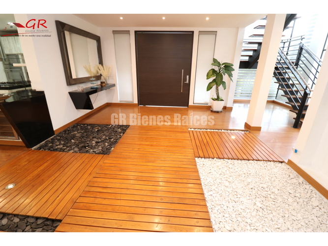 Casa de 4 alcobas en arriendo en Parcelas, Cota, 400 m² · foto 13 de 24