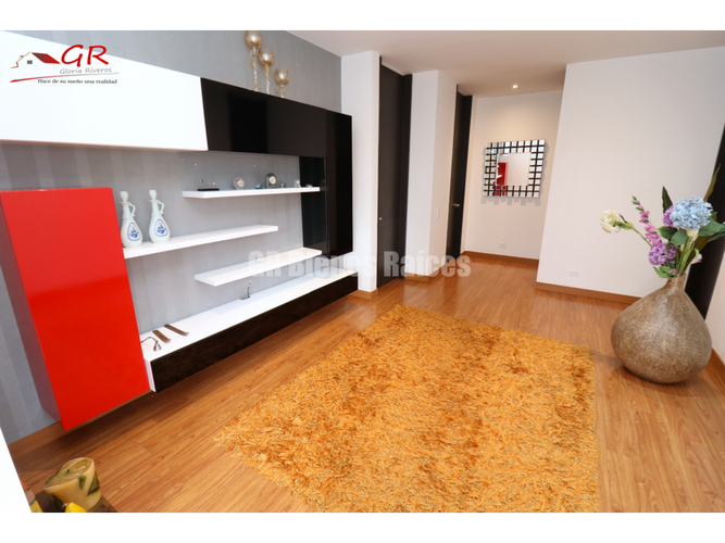 Casa de 4 alcobas en arriendo en Parcelas, Cota, 400 m² · foto 14 de 24