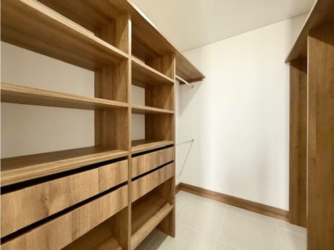 Apartamento de 1 alcoba en venta en Cristales, Cali, 75 m² · foto 11 de 17