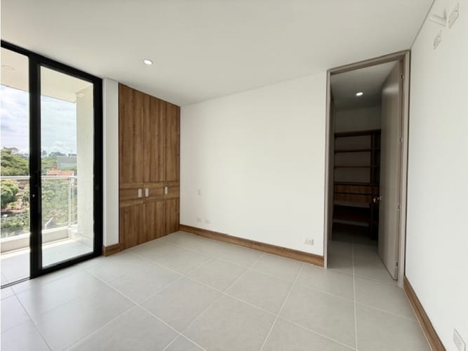 Apartamento de 1 alcoba en venta en Cristales, Cali, 75 m² · foto 13 de 17