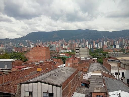 Bodega en arriendo en Las Brisas, Medellín, 200 m² · foto 6 de 8