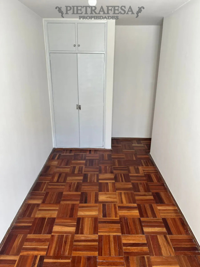 Apartamento en alquiler, 3 dormitorios, 2 baños, terraza lavadero. Pocitos. · Foto 12