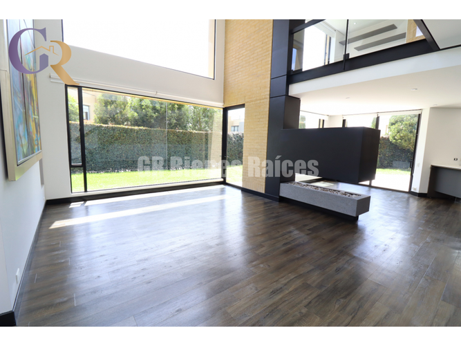 Casa de 4 alcobas en arriendo en Pueblo Viejo, Cota, 245 m² · foto 3 de 24