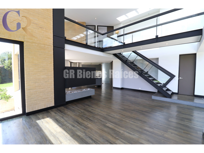 Casa de 4 alcobas en arriendo en Pueblo Viejo, Cota, 245 m² · foto 5 de 24