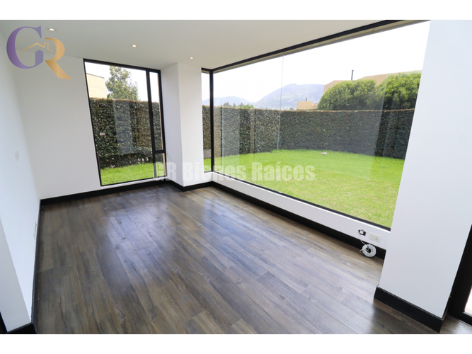 Casa de 4 alcobas en arriendo en Pueblo Viejo, Cota, 245 m² · foto 12 de 24